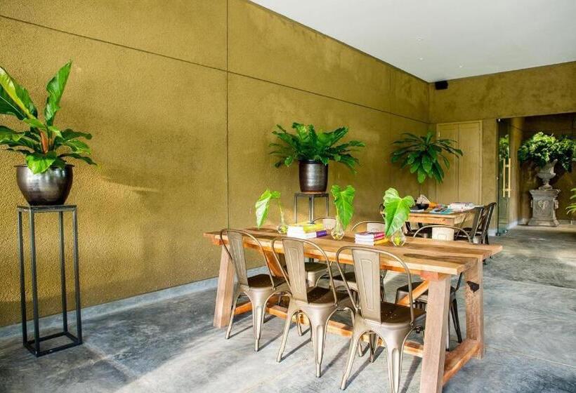 هتل Phingphayla Photharam