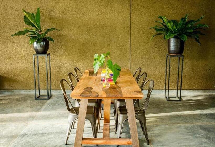 هتل Phingphayla Photharam