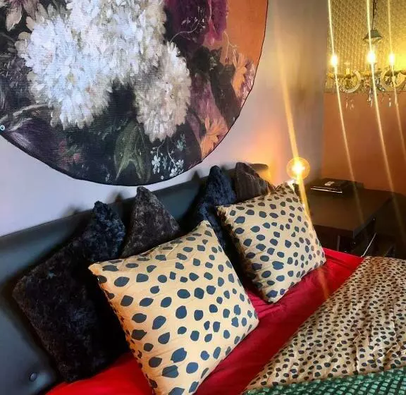 Hotel Slapen Bij Café De Concurrent