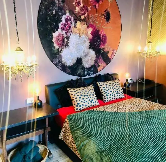 Hotel Slapen Bij Café De Concurrent