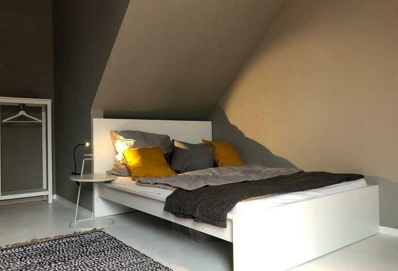 פנסיון Guestroom By Farbgestalt