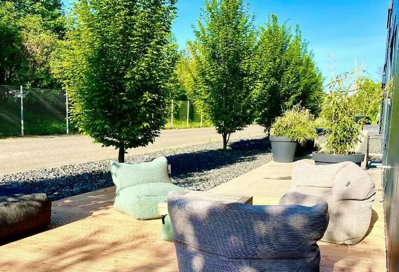 Majatalo Guestroom By Farbgestalt