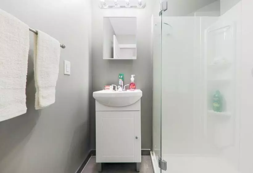 Majatalo Homa Homestay Hotel By Olympic Stadium Montreal Auberge Hostel