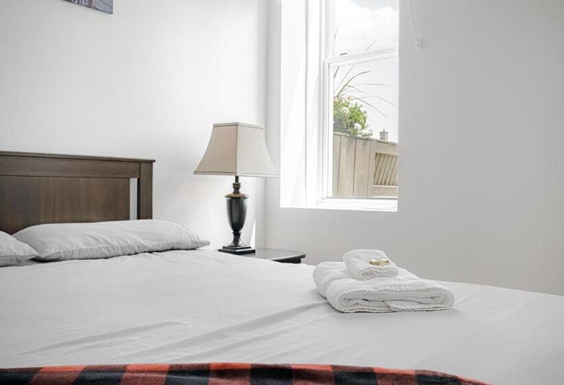 پانسیون Homa Homestay Hotel By Olympic Stadium Montreal Auberge Hostel