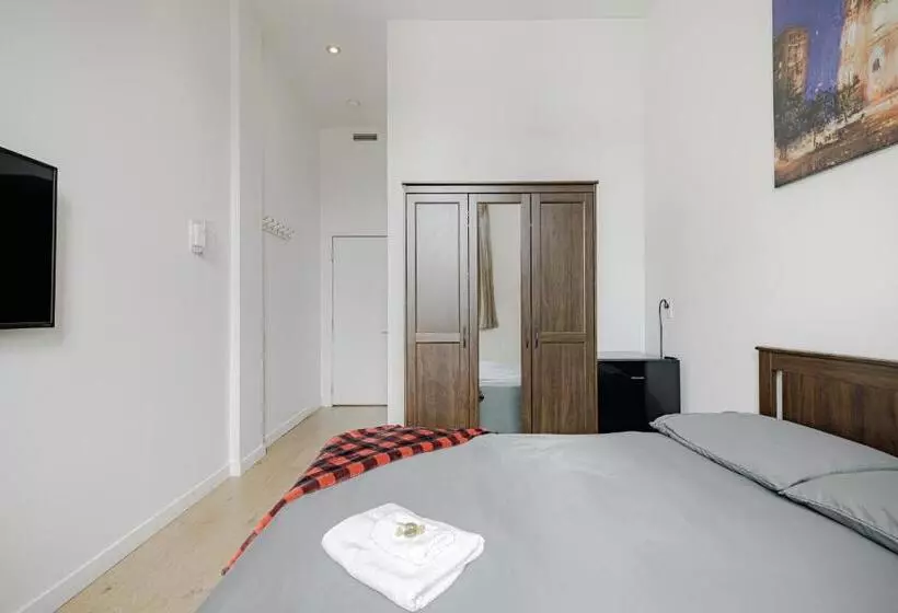 Majatalo Homa Homestay Hotel By Olympic Stadium Montreal Auberge Hostel