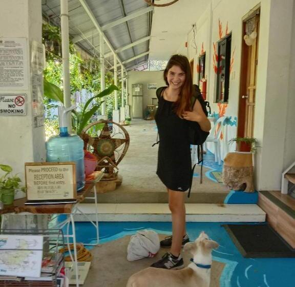 پانسیون Lighthaus Dp Garden Resort