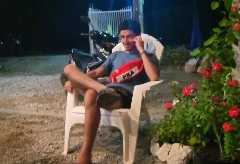 پانسیون Lighthaus Dp Garden Resort