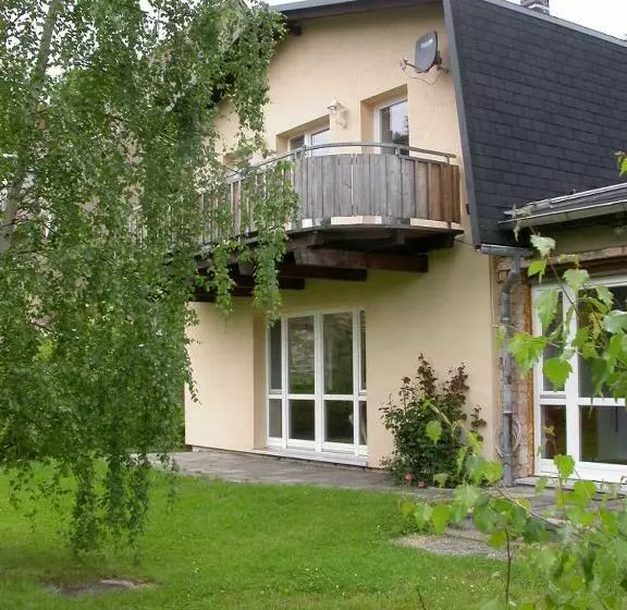 ベッドアンドブレックファースト Ferienwohnung Am Spreeradweg