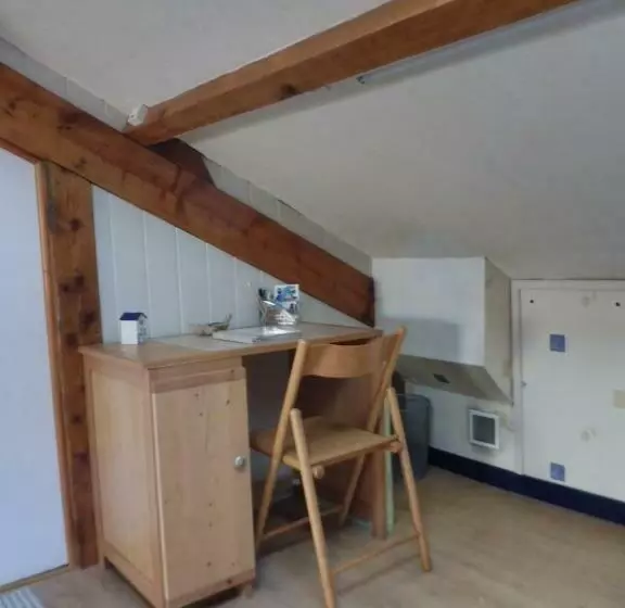 Aamiaismajoitus (B&B) Les Aubretias