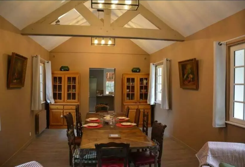 Aamiaismajoitus (B&B) Maison Canadienne