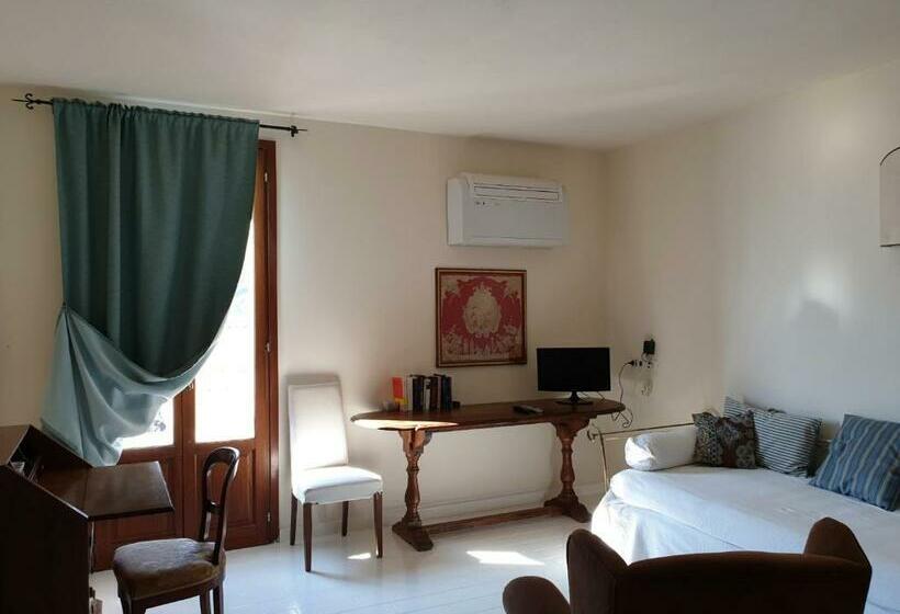 膳宿费 Suite Molo 106