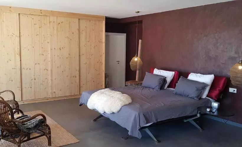 Trendy And Luxe B&b And Garden Suite