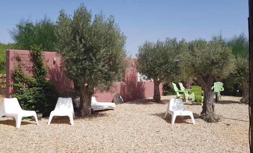 Trendy And Luxe B&b And Garden Suite