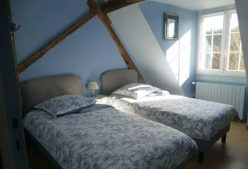 تختخواب و صبحانه La Maison Du Closier