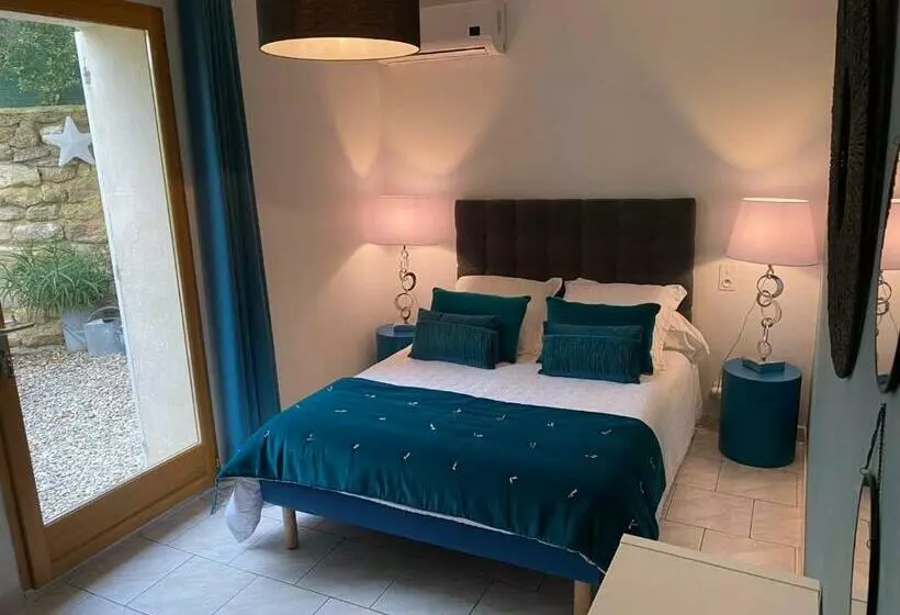 ベッドアンドブレックファースト Un Petit Coin De Paradis Avec Piscine Et Parking