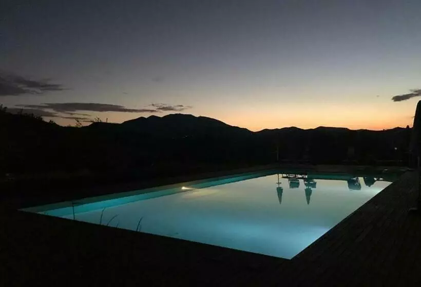 ホテル Agriturismo Molleone