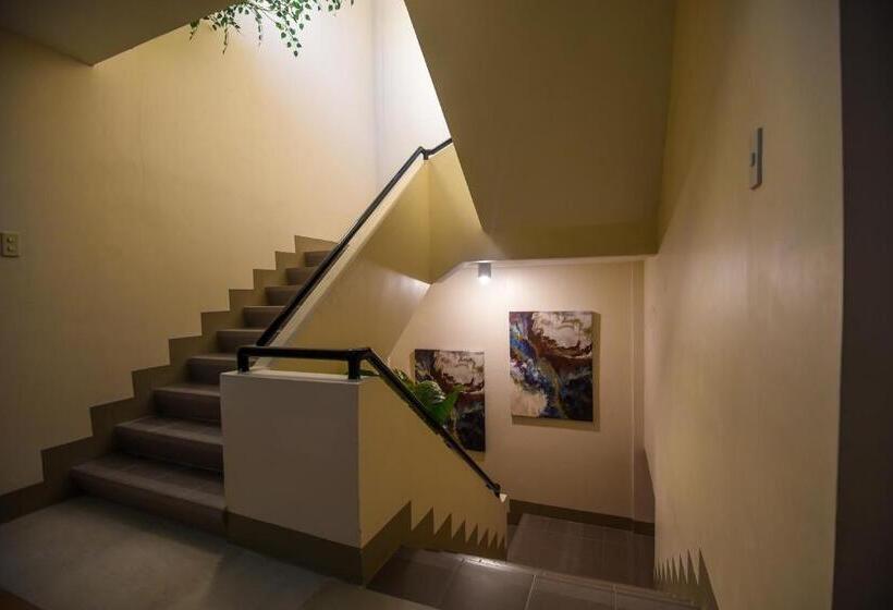 ホテル Ett Hometel