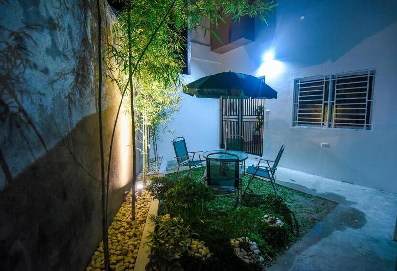 ホテル Ett Hometel