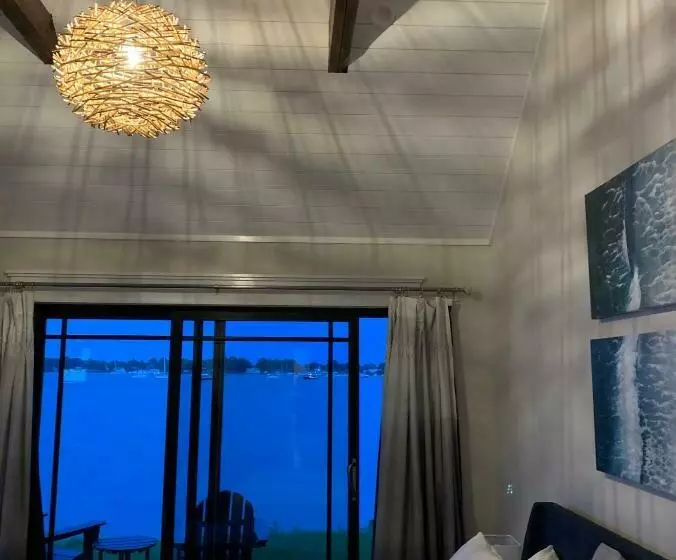 Hotelli Harbor View Landing