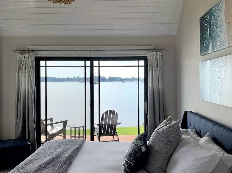 Hotelli Harbor View Landing