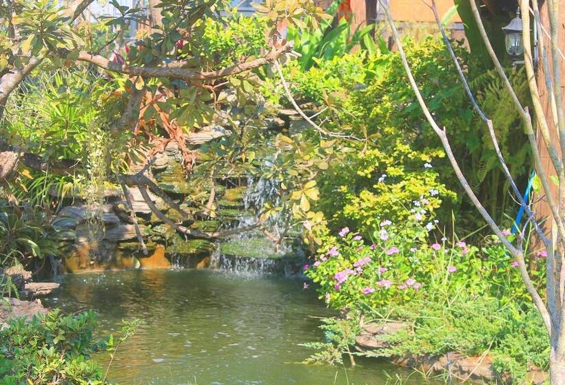 Naga Tara Boutique Resort