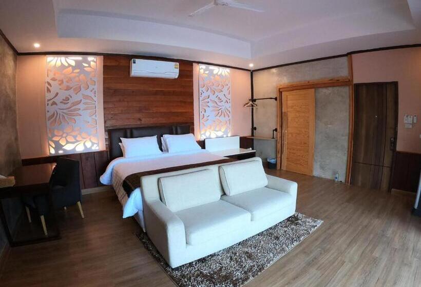 Naga Tara Boutique Resort