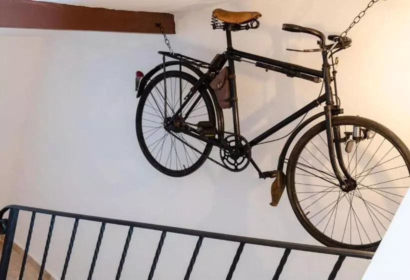 Majatalo La Terrasse De Tiss