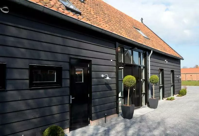 Aamiaismajoitus (B&B) De Meulestee