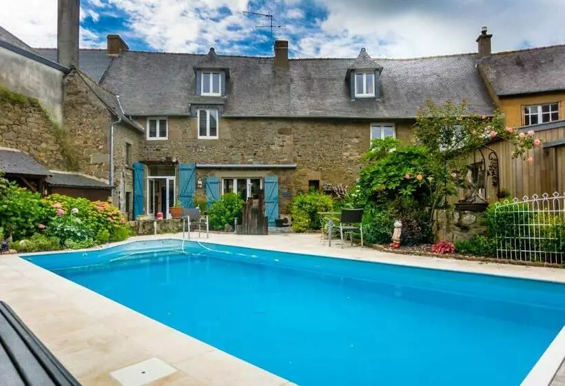 تختخواب و صبحانه La Maison D Idylle