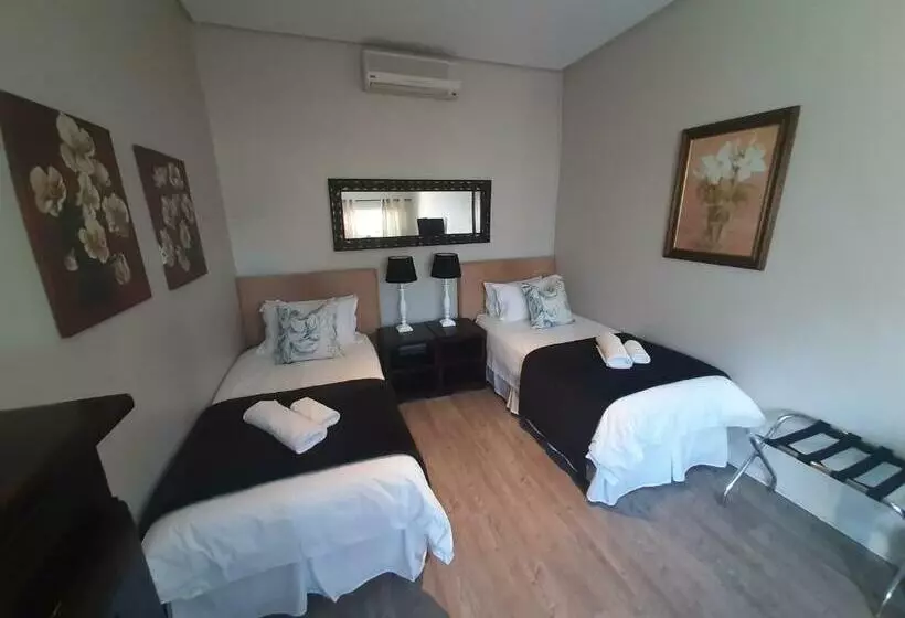 تختخواب و صبحانه Urban Manor