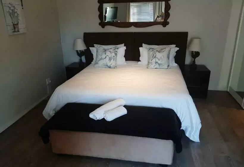 تختخواب و صبحانه Urban Manor
