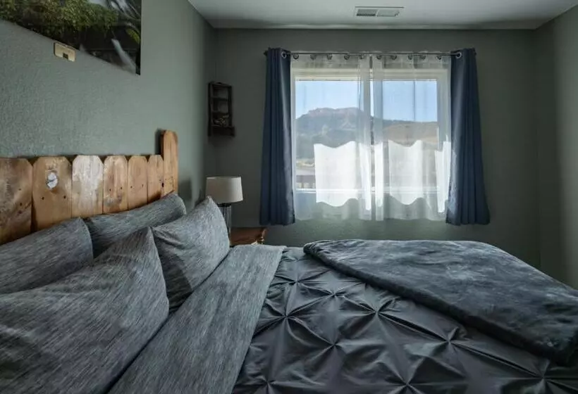 Bryce Trails Bed And Breakfast