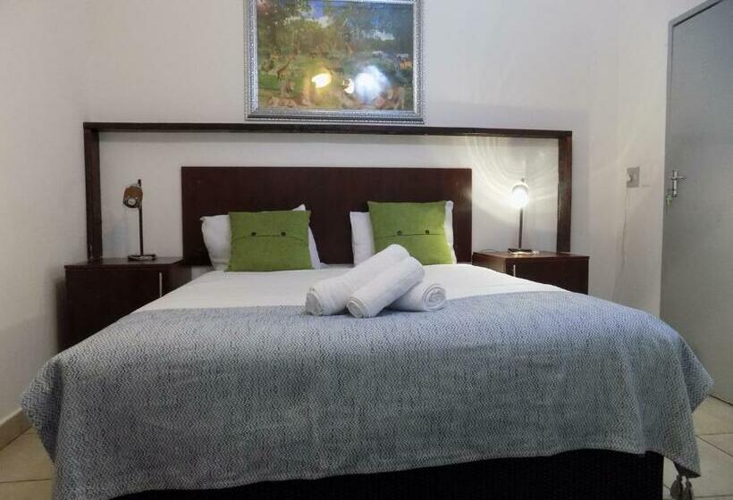 פנסיון Angel Guest House