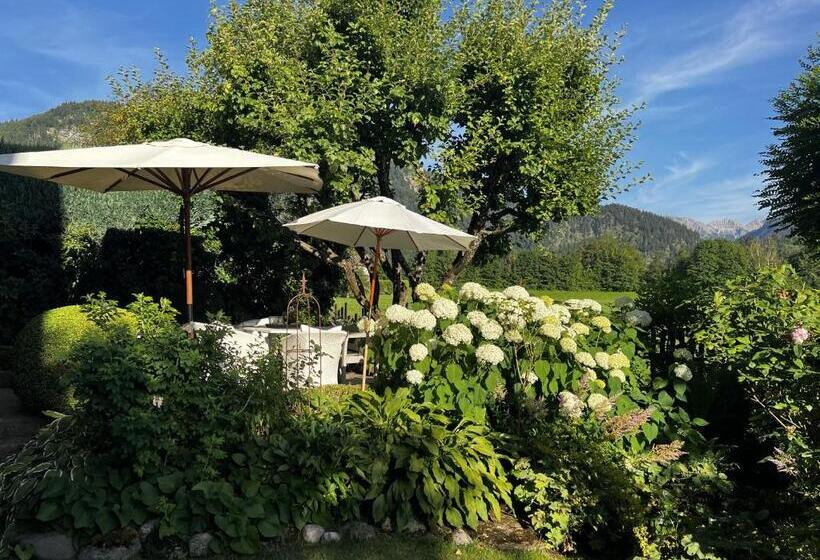 פנסיון Haus Katrin