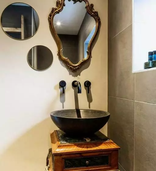 Majatalo Maison De L Epée