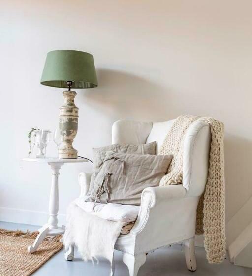 פנסיון Maison De L Epée