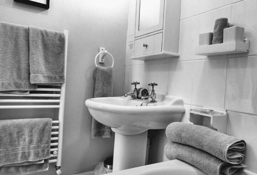 住宿加早餐  Rutland West Guest House