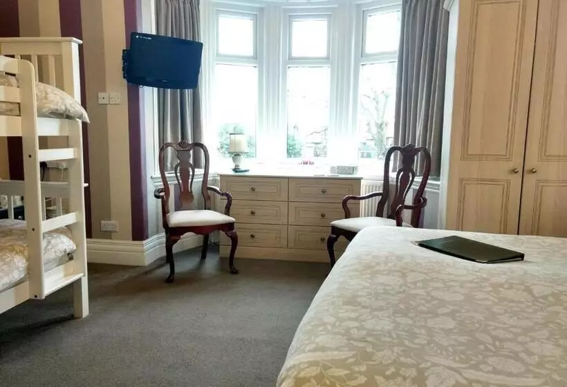 Aamiaismajoitus (B&B) Rutland West Guest House