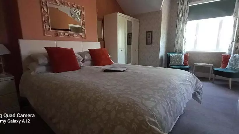 Aamiaismajoitus (B&B) Rutland West Guest House