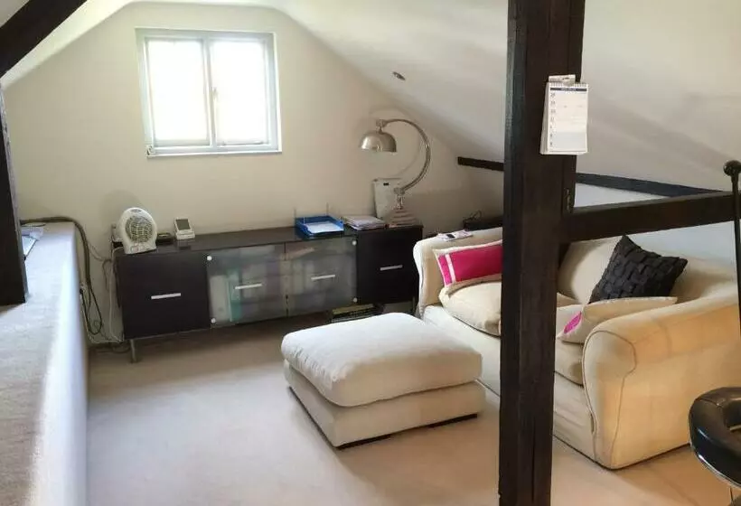 Castle Mill Bed And Breakfast Dorking