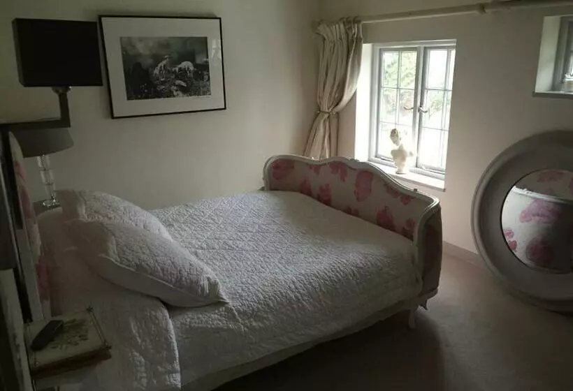 Castle Mill Bed And Breakfast Dorking