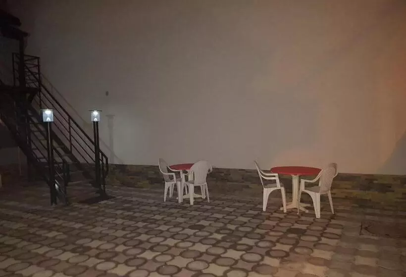 ペンション Casa Lions