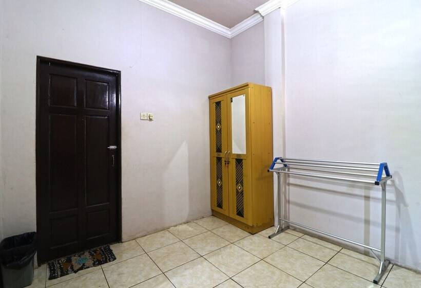 פנסיון Wisma Intan