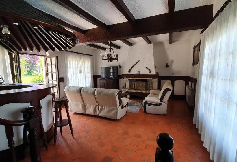 مبيت وإفطار Cargal Leiria