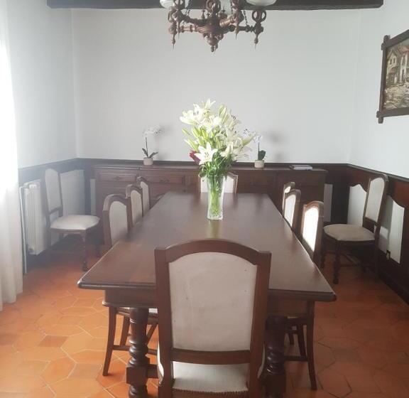 مبيت وإفطار Cargal Leiria