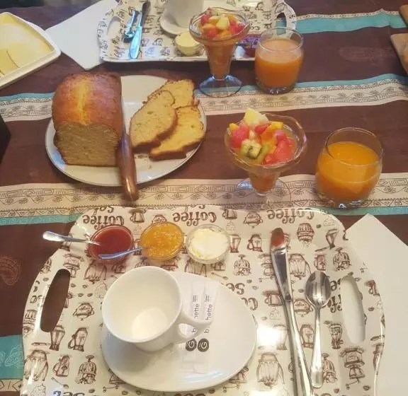 تختخواب و صبحانه Cargal Leiria