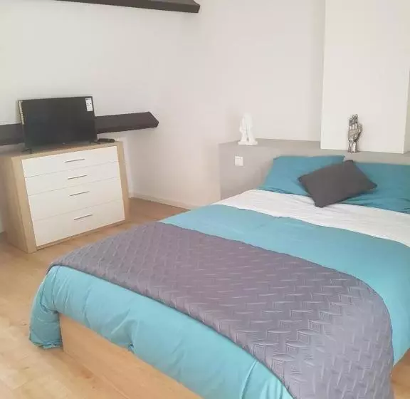 تختخواب و صبحانه Cargal Leiria