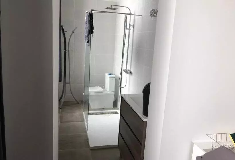 Aamiaismajoitus (B&B) Chateau Fourclins