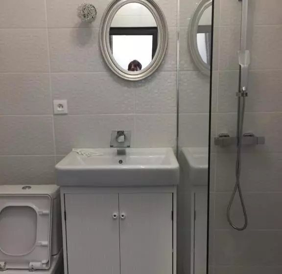 Aamiaismajoitus (B&B) Chateau Fourclins