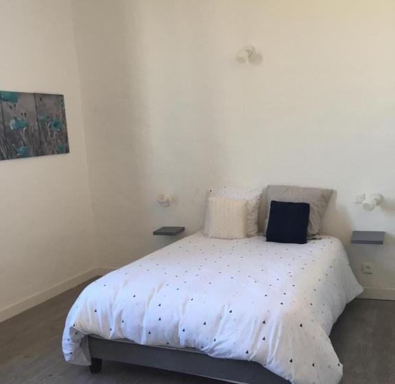 住宿加早餐  Chateau Fourclins